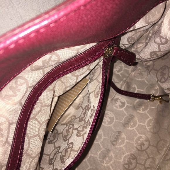 NWT Michael Kors Hamilton Large in Claret - Picture 4 of 12
